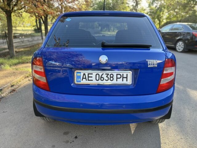 Синій Шкода Фабія, об'ємом двигуна 1.4 л та пробігом 220 тис. км за 4650 $, фото 5 на Automoto.ua