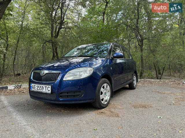 Синій Шкода Фабія, об'ємом двигуна 1.39 л та пробігом 329 тис. км за 4600 $, фото 23 на Automoto.ua
