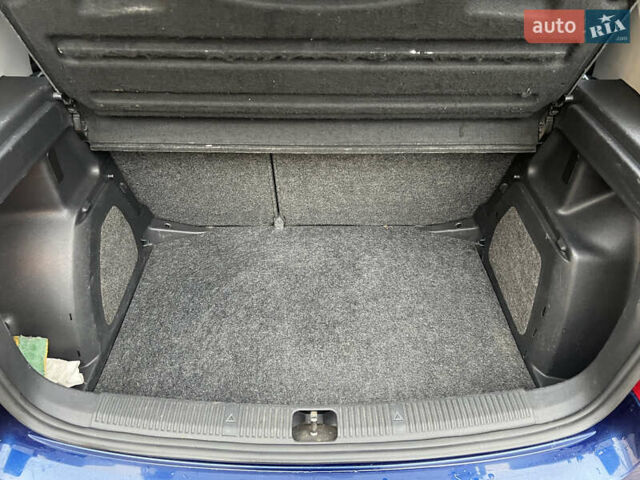 Синий Шкода Фабия, объемом двигателя 1.6 л и пробегом 203 тыс. км за 4650 $, фото 30 на Automoto.ua