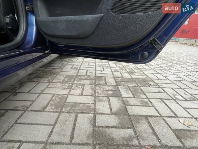 Синий Шкода Фабия, объемом двигателя 1.2 л и пробегом 201 тыс. км за 5150 $, фото 15 на Automoto.ua
