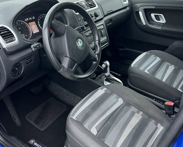 Синий Шкода Фабия, объемом двигателя 1.6 л и пробегом 202 тыс. км за 6900 $, фото 9 на Automoto.ua