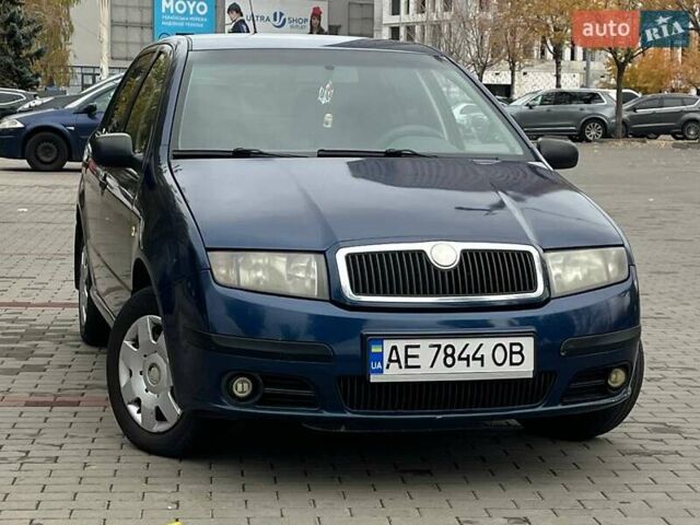 Синий Шкода Фабия, объемом двигателя 1.2 л и пробегом 311 тыс. км за 3600 $, фото 1 на Automoto.ua