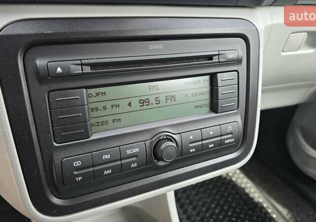 Синій Шкода Фабія, об'ємом двигуна 1.6 л та пробігом 100 тис. км за 7999 $, фото 46 на Automoto.ua