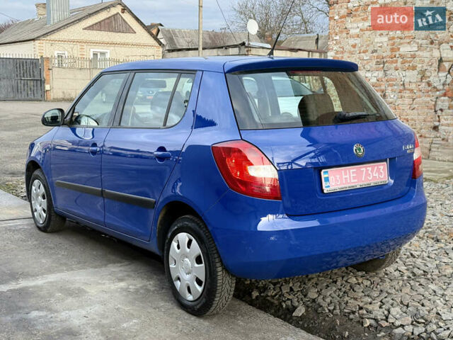 Синий Шкода Фабия, объемом двигателя 1.4 л и пробегом 236 тыс. км за 4900 $, фото 3 на Automoto.ua