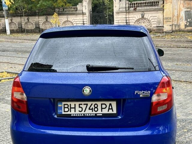Синий Шкода Фабия, объемом двигателя 1.2 л и пробегом 187 тыс. км за 2999 $, фото 5 на Automoto.ua