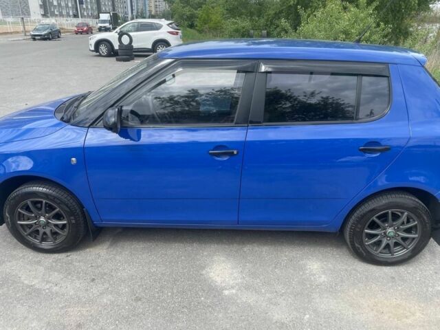 Синий Шкода Фабия, объемом двигателя 1.4 л и пробегом 280 тыс. км за 4600 $, фото 7 на Automoto.ua