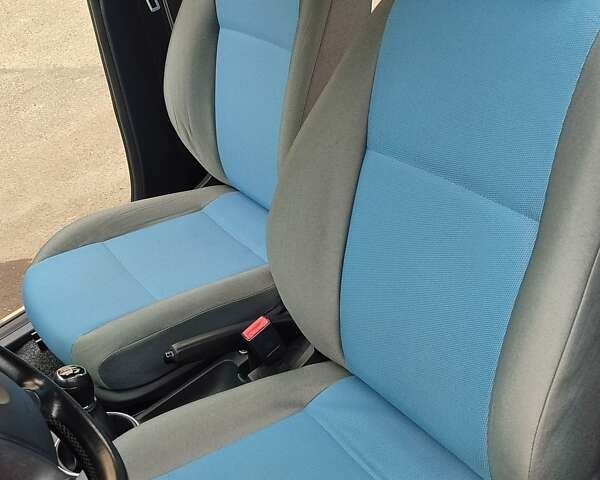 Синий Шкода Фабия, объемом двигателя 1.2 л и пробегом 199 тыс. км за 4800 $, фото 18 на Automoto.ua