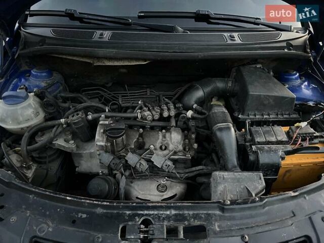 Синій Шкода Фабія, об'ємом двигуна 1.2 л та пробігом 250 тис. км за 2800 $, фото 7 на Automoto.ua