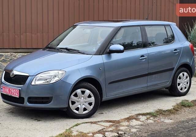 Синій Шкода Фабія, об'ємом двигуна 1.6 л та пробігом 100 тис. км за 7999 $, фото 32 на Automoto.ua