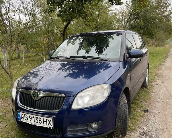 Синий Шкода Фабия, объемом двигателя 1.2 л и пробегом 188 тыс. км за 4200 $, фото 1 на Automoto.ua