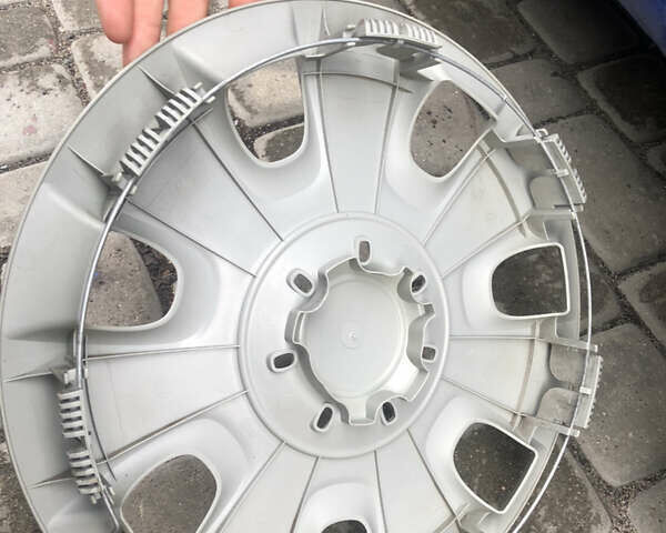 Синій Шкода Фабія, об'ємом двигуна 1.2 л та пробігом 2 тис. км за 8600 $, фото 11 на Automoto.ua