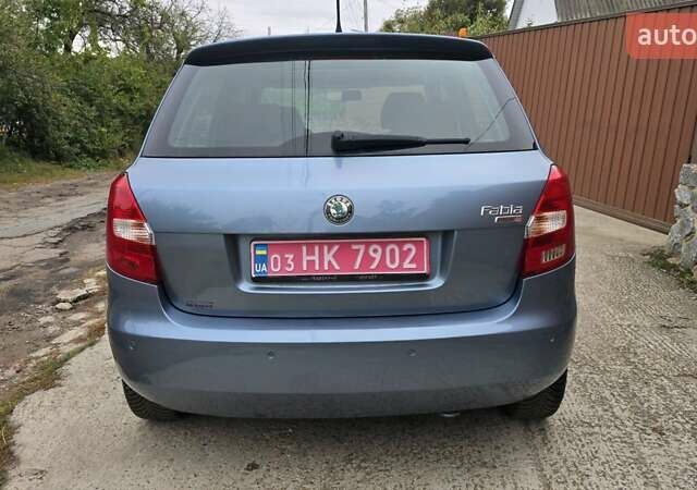 Синій Шкода Фабія, об'ємом двигуна 1.6 л та пробігом 100 тис. км за 7999 $, фото 21 на Automoto.ua
