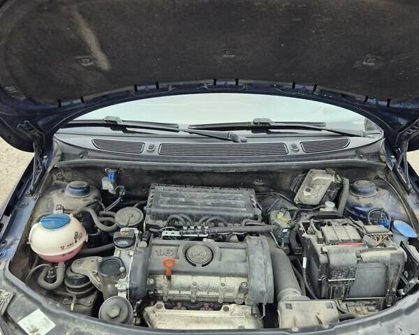 Синий Шкода Фабия, объемом двигателя 1.6 л и пробегом 144 тыс. км за 6999 $, фото 20 на Automoto.ua