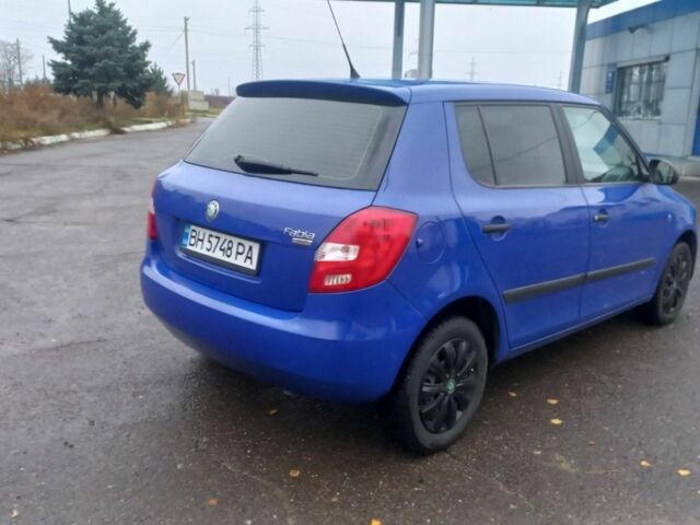 Синий Шкода Фабия, объемом двигателя 1.2 л и пробегом 188 тыс. км за 4500 $, фото 5 на Automoto.ua