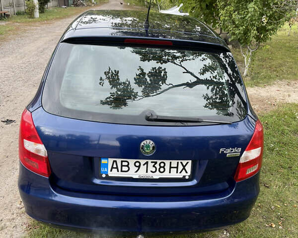 Синий Шкода Фабия, объемом двигателя 1.2 л и пробегом 188 тыс. км за 4200 $, фото 5 на Automoto.ua