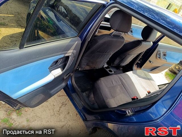 Синий Шкода Фабия, объемом двигателя 1.2 л и пробегом 136 тыс. км за 3900 $, фото 11 на Automoto.ua