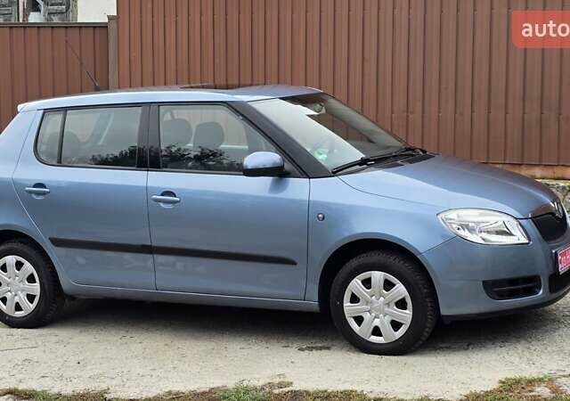 Синій Шкода Фабія, об'ємом двигуна 1.6 л та пробігом 100 тис. км за 7999 $, фото 13 на Automoto.ua