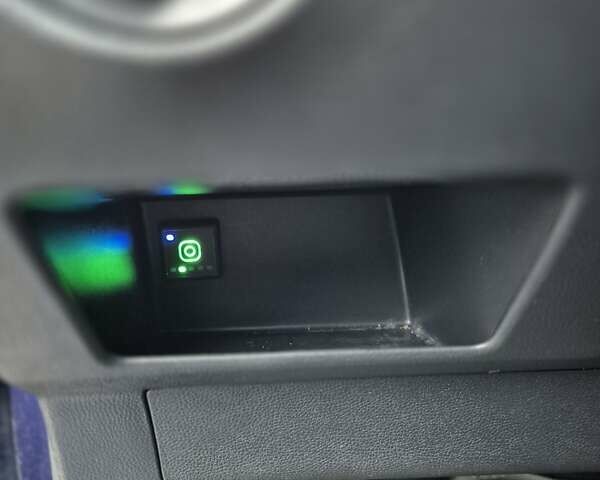 Синий Шкода Фабия, объемом двигателя 1.6 л и пробегом 144 тыс. км за 6999 $, фото 19 на Automoto.ua