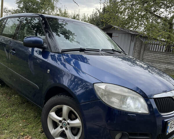 Синий Шкода Фабия, объемом двигателя 1.2 л и пробегом 188 тыс. км за 4200 $, фото 4 на Automoto.ua