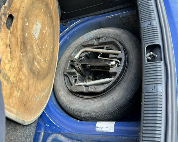 Шкода Фабия 2008 в Харькове на Automoto.ua Синий Шкода Фабия, объемом двигателя 1.39 л и пробегом 222 тыс. км за 4850 $, фото 34 на Automoto.ua