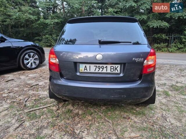 Синий Шкода Фабия, объемом двигателя 1.39 л и пробегом 225 тыс. км за 4700 $, фото 3 на Automoto.ua