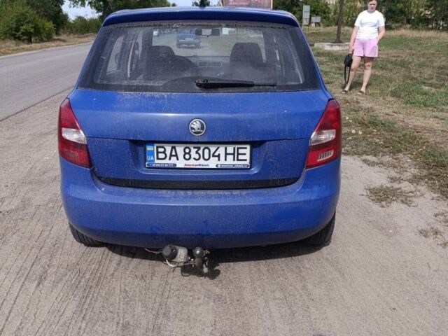 Синий Шкода Фабия, объемом двигателя 1.4 л и пробегом 600 тыс. км за 2500 $, фото 2 на Automoto.ua
