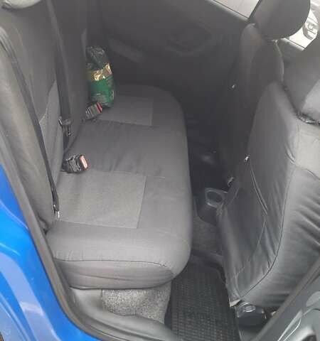 Синій Шкода Фабія, об'ємом двигуна 1.39 л та пробігом 196 тис. км за 4100 $, фото 7 на Automoto.ua