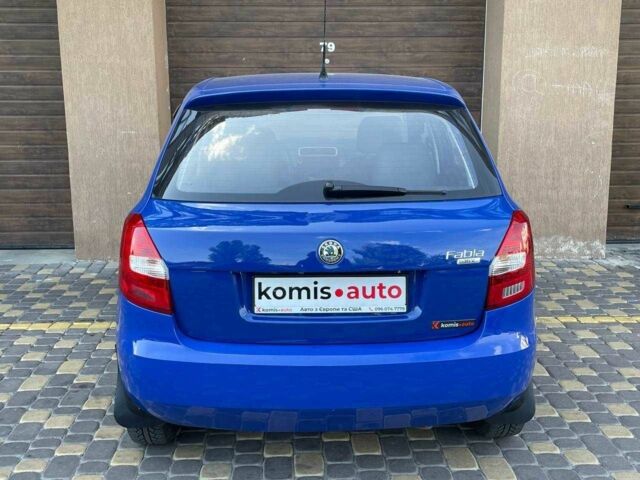 Синий Шкода Фабия, объемом двигателя 1.4 л и пробегом 200 тыс. км за 4699 $, фото 9 на Automoto.ua