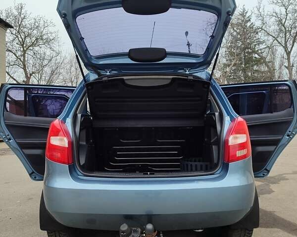 Синий Шкода Фабия, объемом двигателя 1.2 л и пробегом 199 тыс. км за 4800 $, фото 19 на Automoto.ua