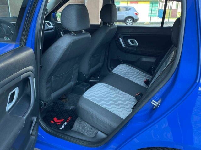 Синий Шкода Фабия, объемом двигателя 1.4 л и пробегом 200 тыс. км за 4699 $, фото 21 на Automoto.ua