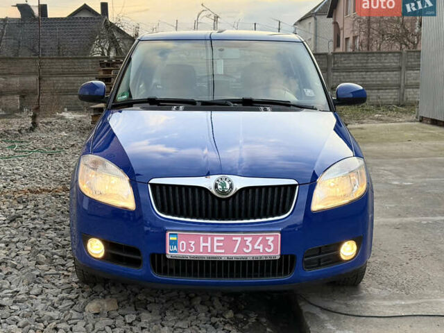 Синий Шкода Фабия, объемом двигателя 1.4 л и пробегом 236 тыс. км за 4900 $, фото 1 на Automoto.ua