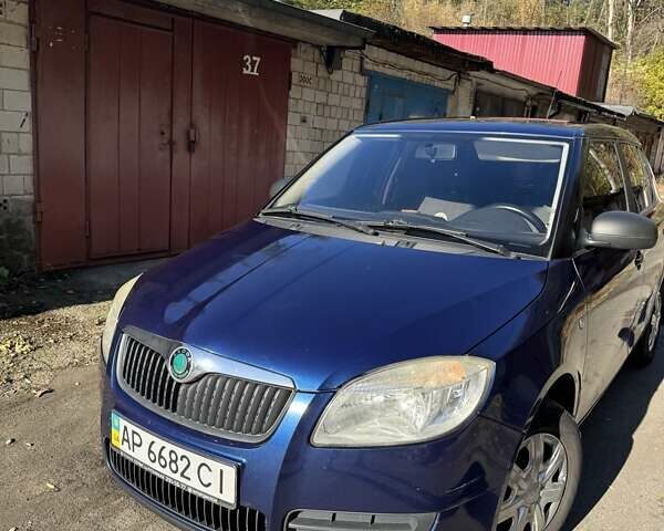 Шкода Фабия 2008 в Обухове на Automoto.ua Синий Шкода Фабия, объемом двигателя 1.2 л и пробегом 210 тыс. км за 3400 $, фото 5 на Automoto.ua