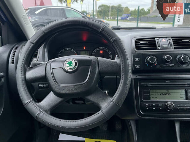 Синій Шкода Фабія, об'ємом двигуна 1.2 л та пробігом 189 тис. км за 5300 $, фото 15 на Automoto.ua