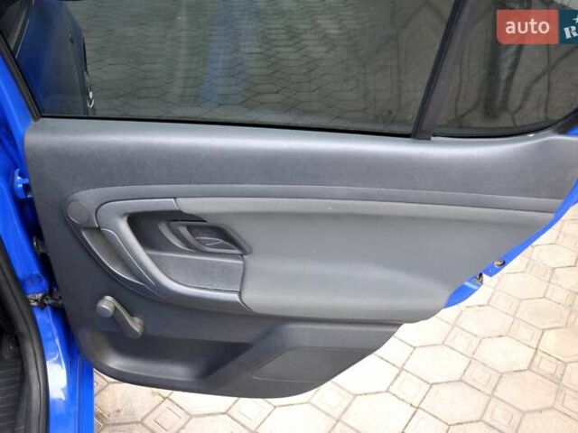 Синий Шкода Фабия, объемом двигателя 1.2 л и пробегом 206 тыс. км за 3999 $, фото 23 на Automoto.ua