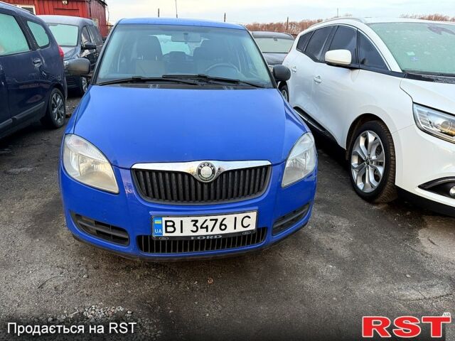 Синій Шкода Фабія, об'ємом двигуна 1.2 л та пробігом 240 тис. км за 4100 $, фото 1 на Automoto.ua