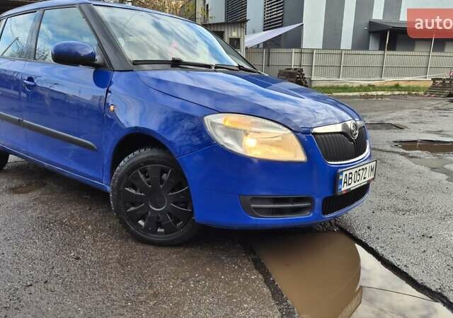 Синий Шкода Фабия, объемом двигателя 1.2 л и пробегом 226 тыс. км за 2699 $, фото 10 на Automoto.ua