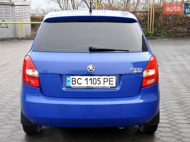 Синий Шкода Фабия, объемом двигателя 1.2 л и пробегом 206 тыс. км за 3999 $, фото 10 на Automoto.ua