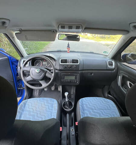 Синий Шкода Фабия, объемом двигателя 1.2 л и пробегом 156 тыс. км за 4850 $, фото 21 на Automoto.ua