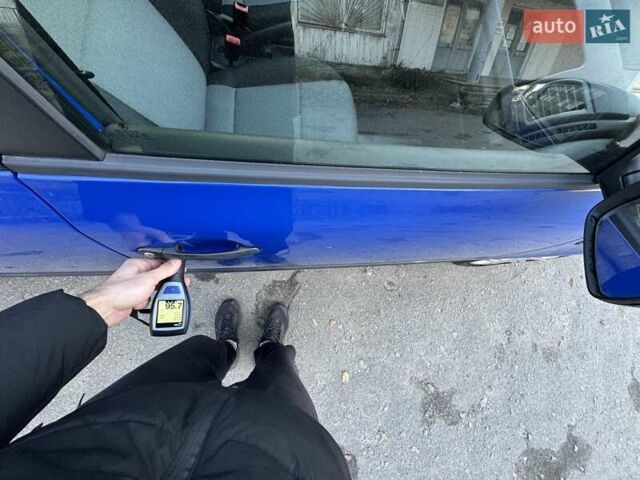 Синий Шкода Фабия, объемом двигателя 1.4 л и пробегом 195 тыс. км за 6900 $, фото 80 на Automoto.ua