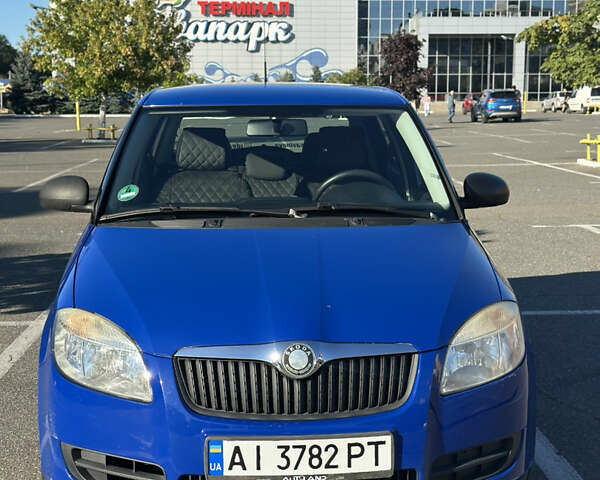 Синий Шкода Фабия, объемом двигателя 1.2 л и пробегом 239 тыс. км за 5500 $, фото 3 на Automoto.ua