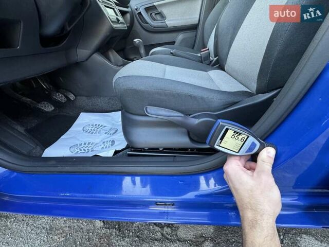 Синий Шкода Фабия, объемом двигателя 1.4 л и пробегом 195 тыс. км за 6900 $, фото 67 на Automoto.ua