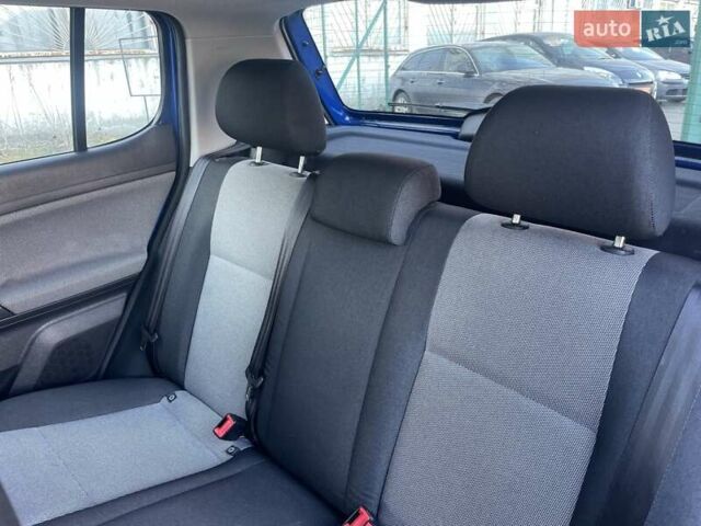 Синий Шкода Фабия, объемом двигателя 1.4 л и пробегом 195 тыс. км за 6900 $, фото 22 на Automoto.ua