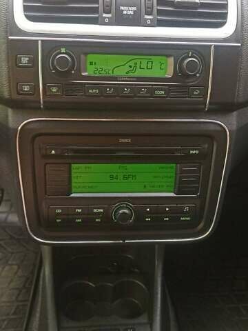 Синій Шкода Фабія, об'ємом двигуна 1.2 л та пробігом 139 тис. км за 5000 $, фото 15 на Automoto.ua