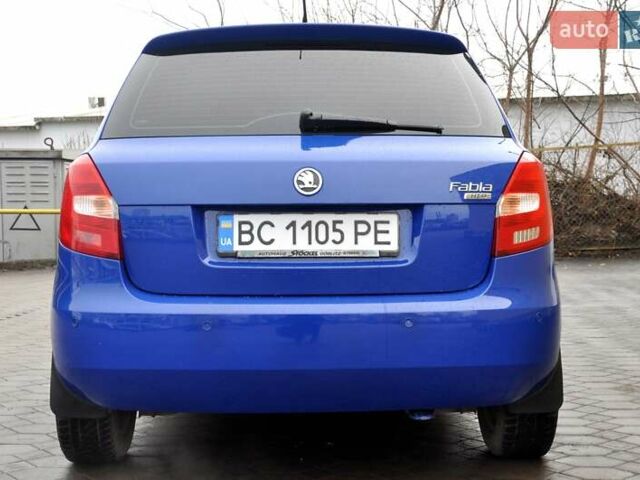Синий Шкода Фабия, объемом двигателя 1.2 л и пробегом 206 тыс. км за 3999 $, фото 11 на Automoto.ua