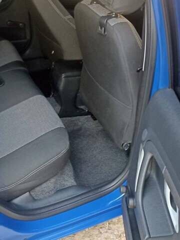 Синій Шкода Фабія, об'ємом двигуна 1.2 л та пробігом 139 тис. км за 5000 $, фото 2 на Automoto.ua