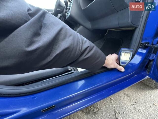 Синий Шкода Фабия, объемом двигателя 1.4 л и пробегом 195 тыс. км за 6900 $, фото 83 на Automoto.ua