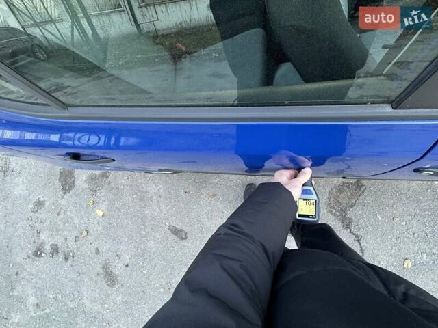 Синий Шкода Фабия, объемом двигателя 1.4 л и пробегом 195 тыс. км за 6900 $, фото 77 на Automoto.ua