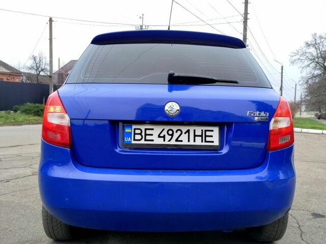 Синій Шкода Фабія, об'ємом двигуна 1.2 л та пробігом 274 тис. км за 3500 $, фото 3 на Automoto.ua