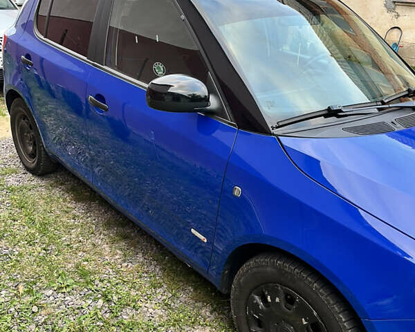 Синій Шкода Фабія, об'ємом двигуна 1.2 л та пробігом 313 тис. км за 4300 $, фото 1 на Automoto.ua