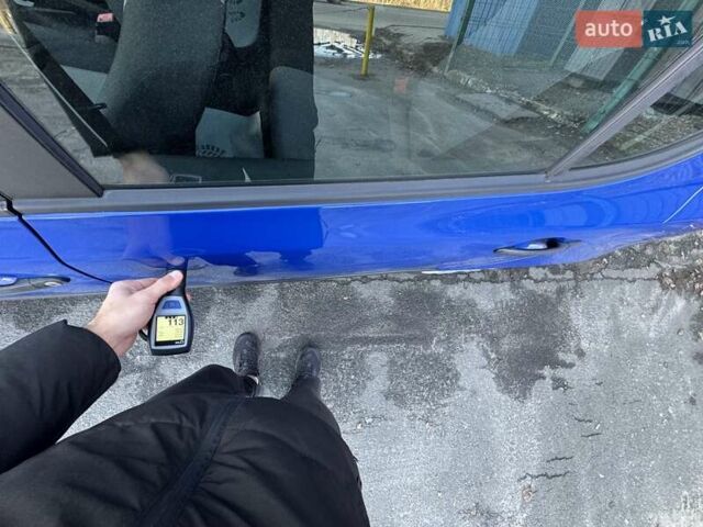 Синий Шкода Фабия, объемом двигателя 1.4 л и пробегом 195 тыс. км за 6900 $, фото 68 на Automoto.ua